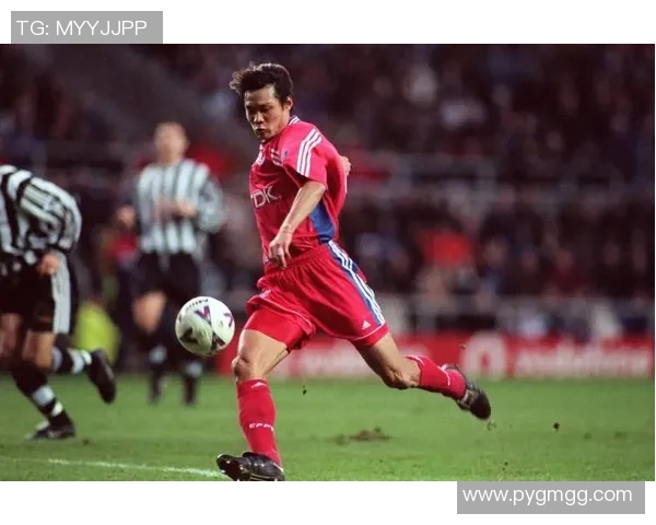 欧洲足球明星的前妻们盘点揭示他们的情感故事与人生轨迹